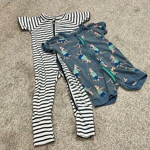 Lot of two (2) Bonds Wondersuits, size 1 (12-18M)